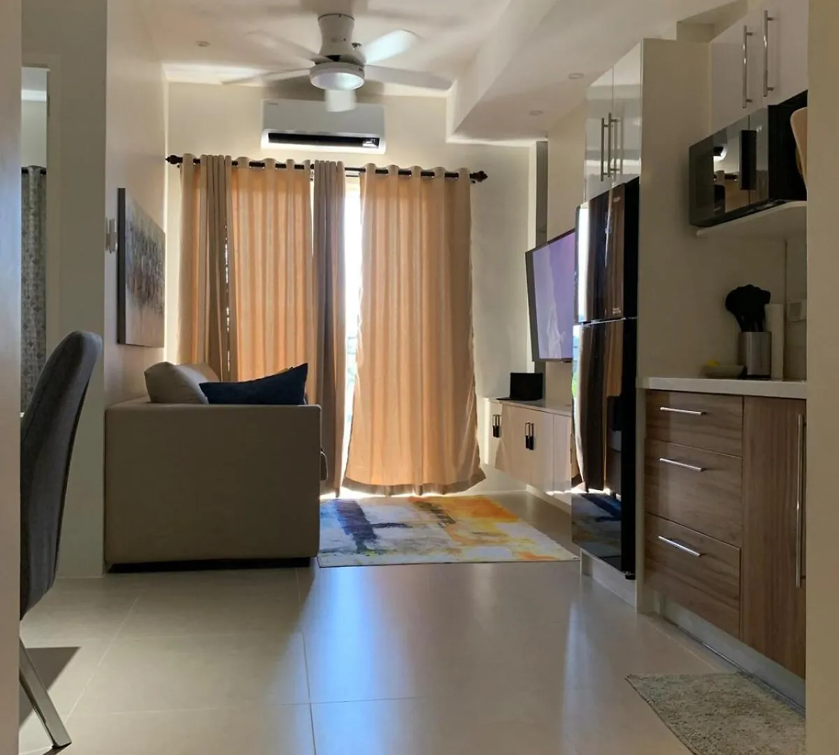 アパート Convenient Davao Getawayアパートメント フィリピン