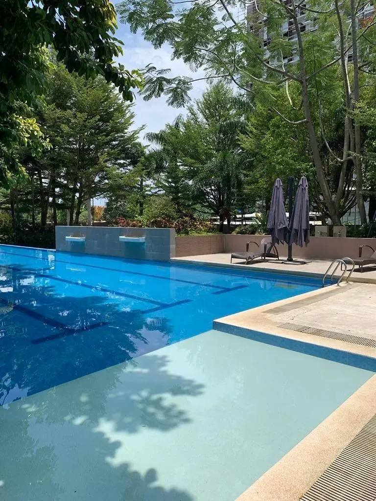 Convenient Davao Getawayアパートメント